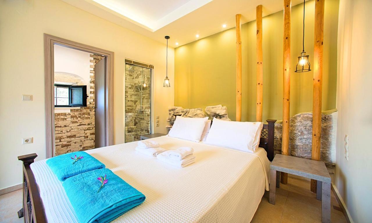 Вилла Cretan View With Heated Swimming Pool Patima