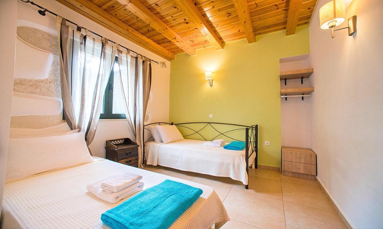 Cretan View With Heated Swimming Pool *