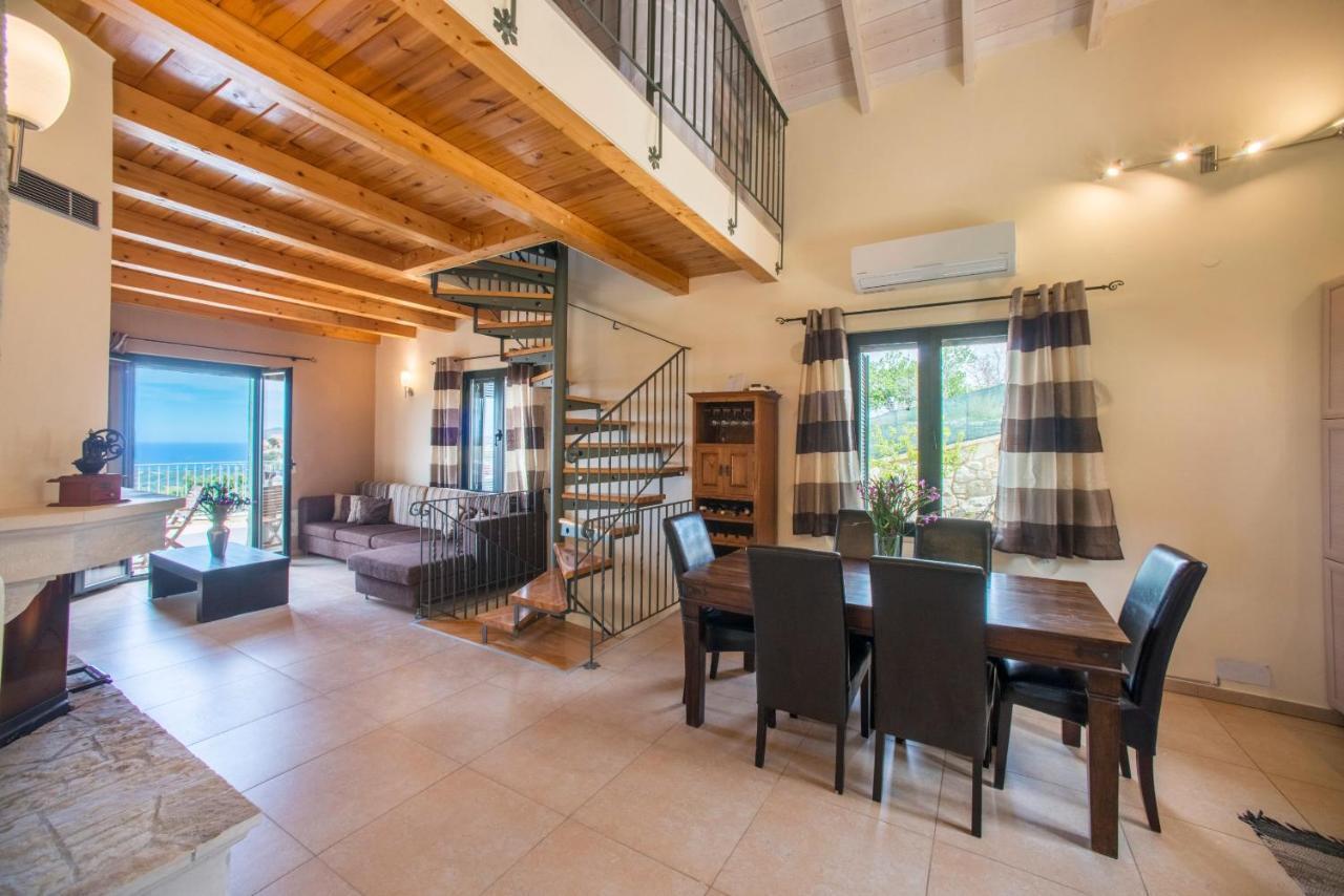 Cretan View With Heated Swimming Pool Villa *